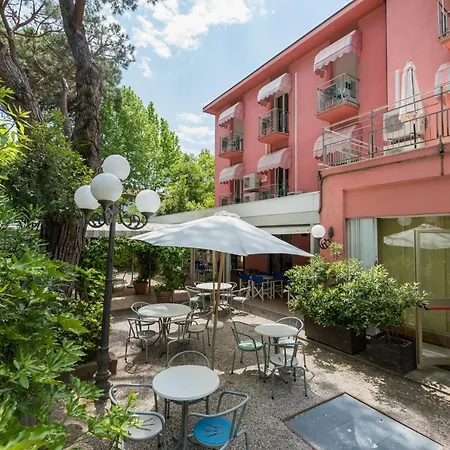 Rosa Hotel